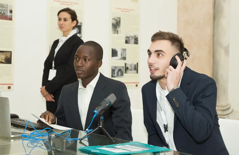 Interpretariato di trattativa a Varese per meeting B2B